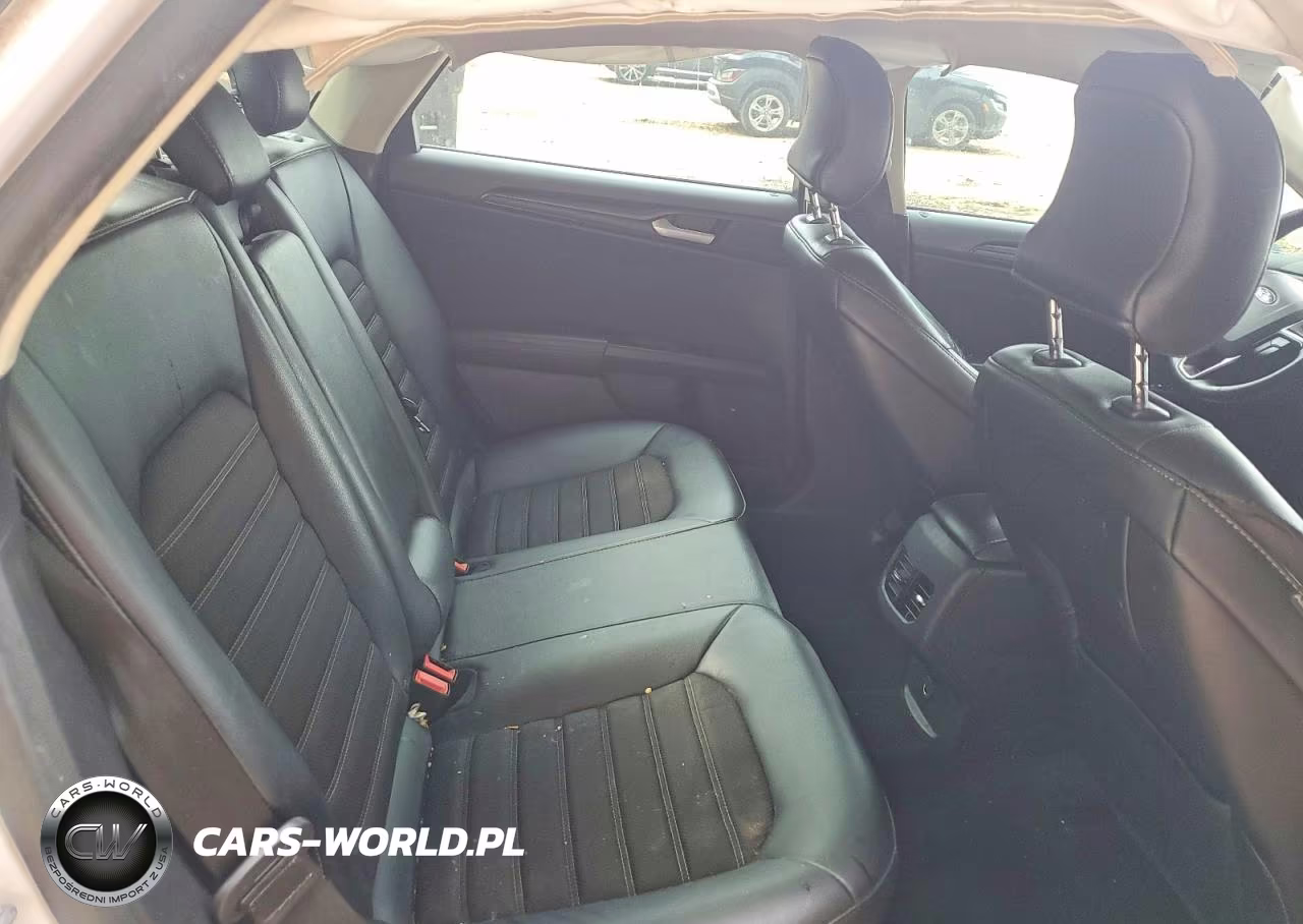 2018 Ford Fusion Se VIN:3FA6P0H98JR183745 - 10