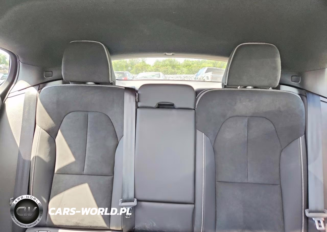 2023 Volvo C40 Recharge Ultimate VIN:YV4ED3GM5P2058525 - 10