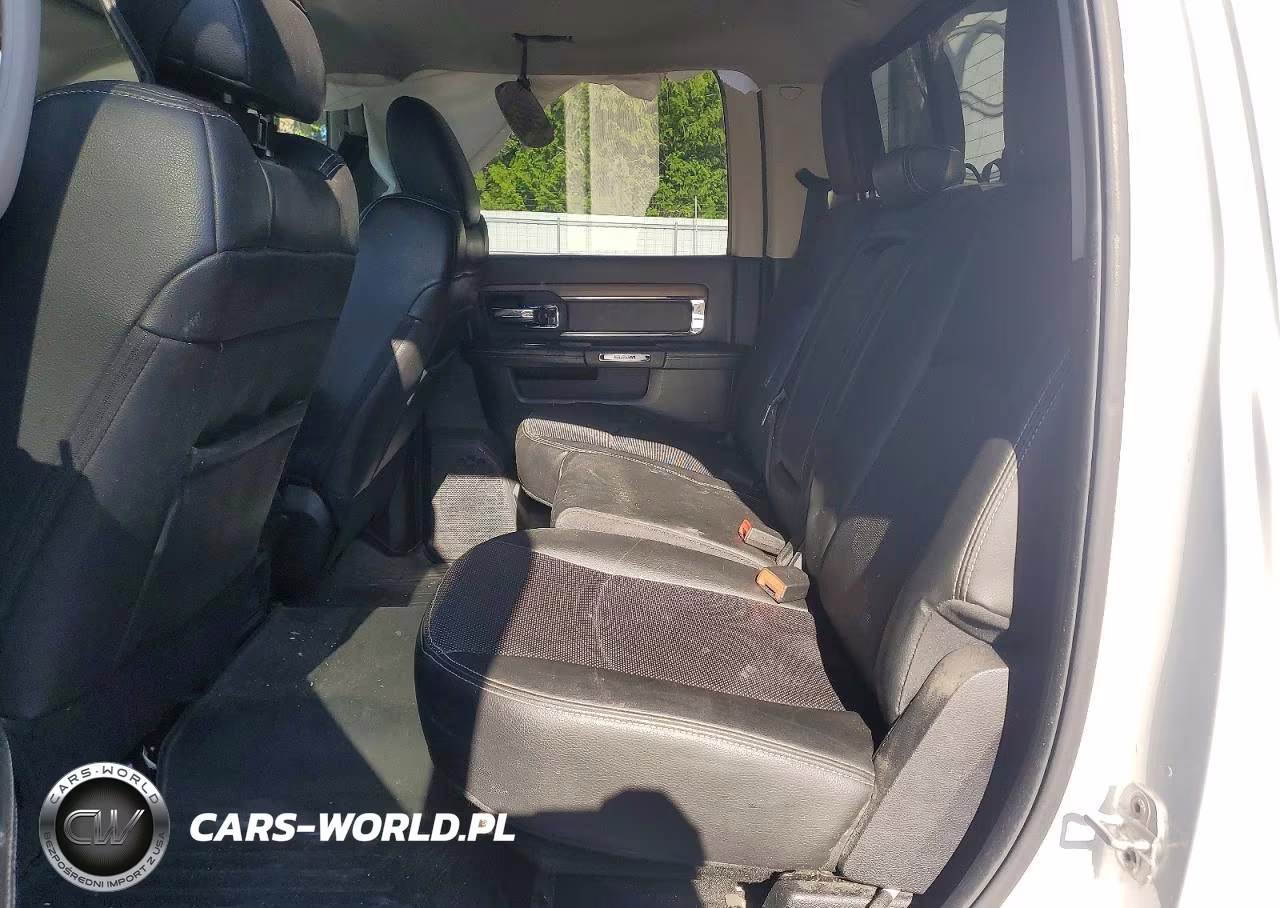 2014 Ram 2500 Laramie VIN:3C6UR5KL1EG299763 - 10