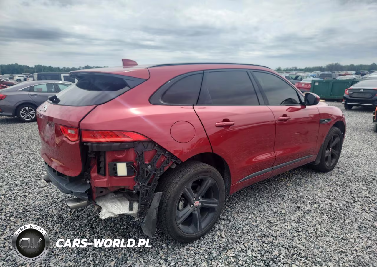 2017 Jaguar F-Pace R - Sport VIN:SADCL2BV2HA895655 - 3