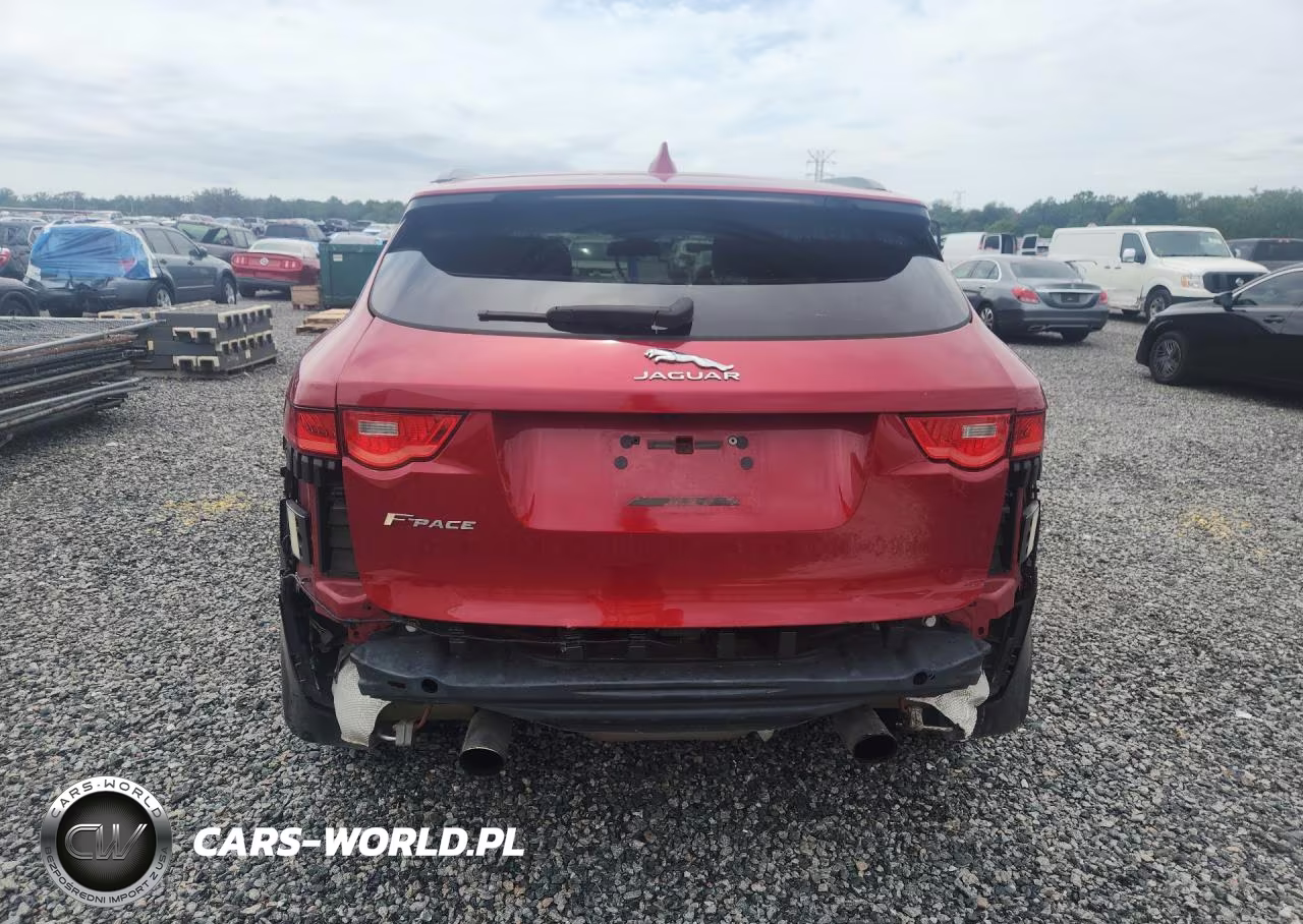 2017 Jaguar F-Pace R - Sport VIN:SADCL2BV2HA895655 - 6