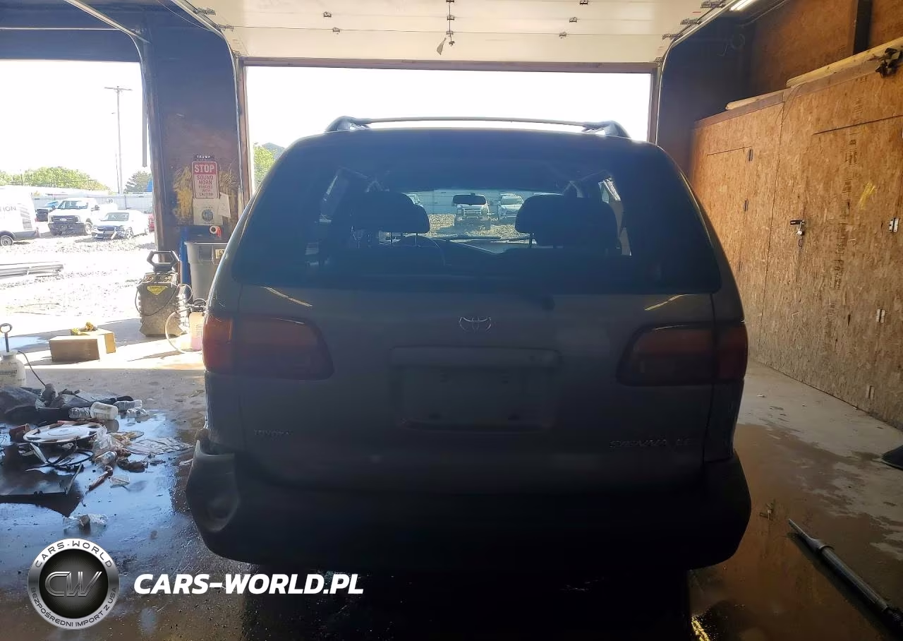 1998 Toyota Sienna Le VIN:4T3ZF13C8WU075549 - 6