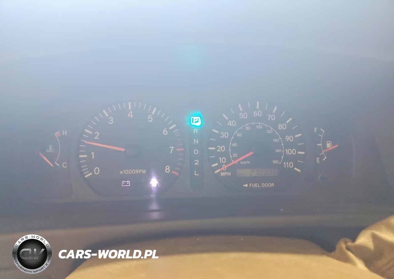 1998 Toyota Sienna Le VIN:4T3ZF13C8WU075549 - 9