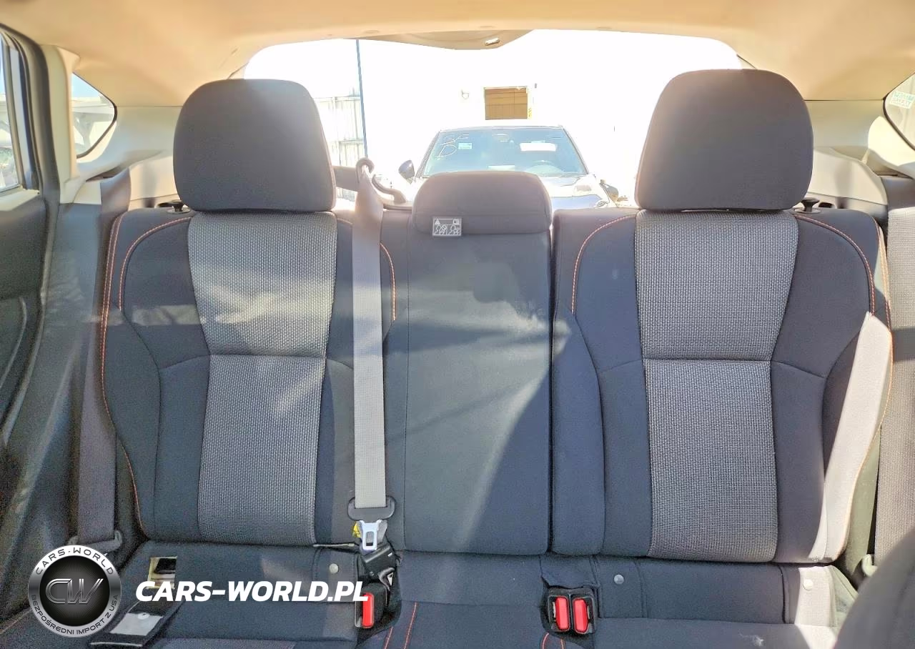 2021 Subaru Crosstrek Premium VIN:JF2GTAPC5MH368145 - 10