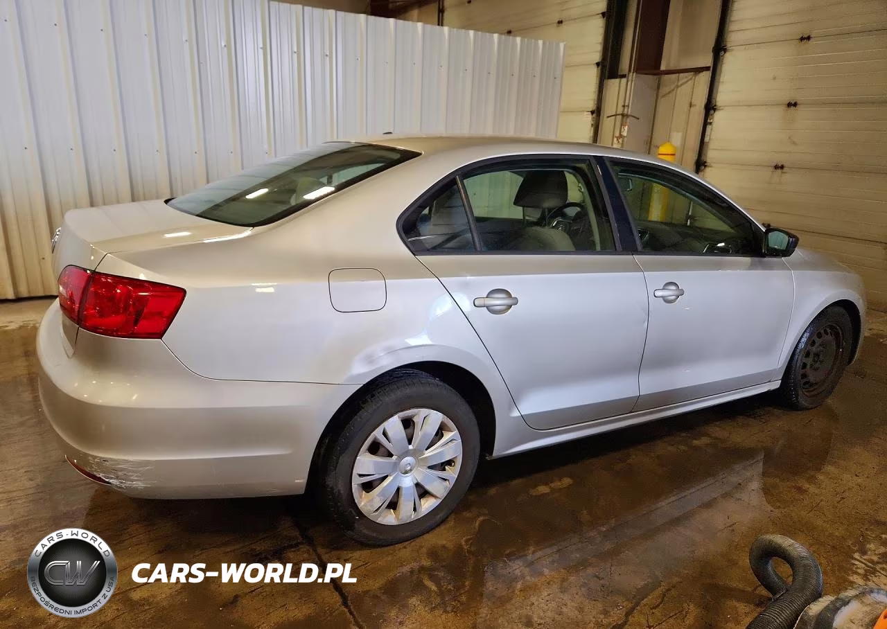 2012 Volkswagen Jetta Base VIN:3VW2K7AJ9CM122261 - 3