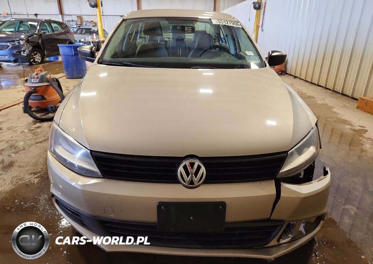 2012 Volkswagen Jetta Base VIN:3VW2K7AJ9CM122261 - 5