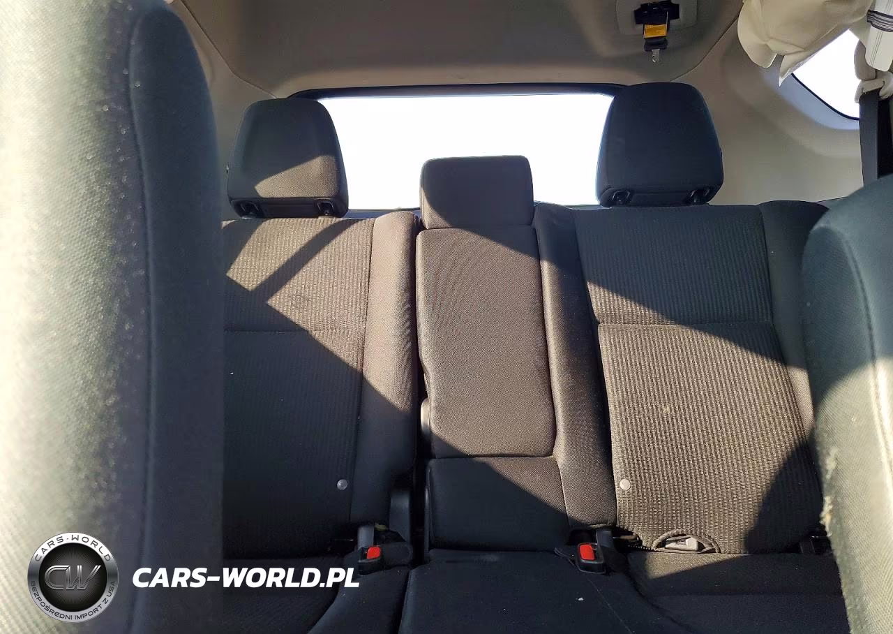2018 Toyota Rav4 Le VIN:2T3BFREV1JW777218 - 10