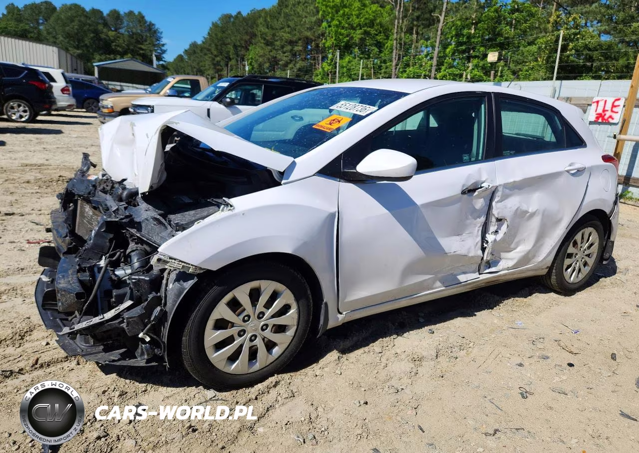 2016 Hyundai Elantra Gt Base – zdjęcie 1 z 13