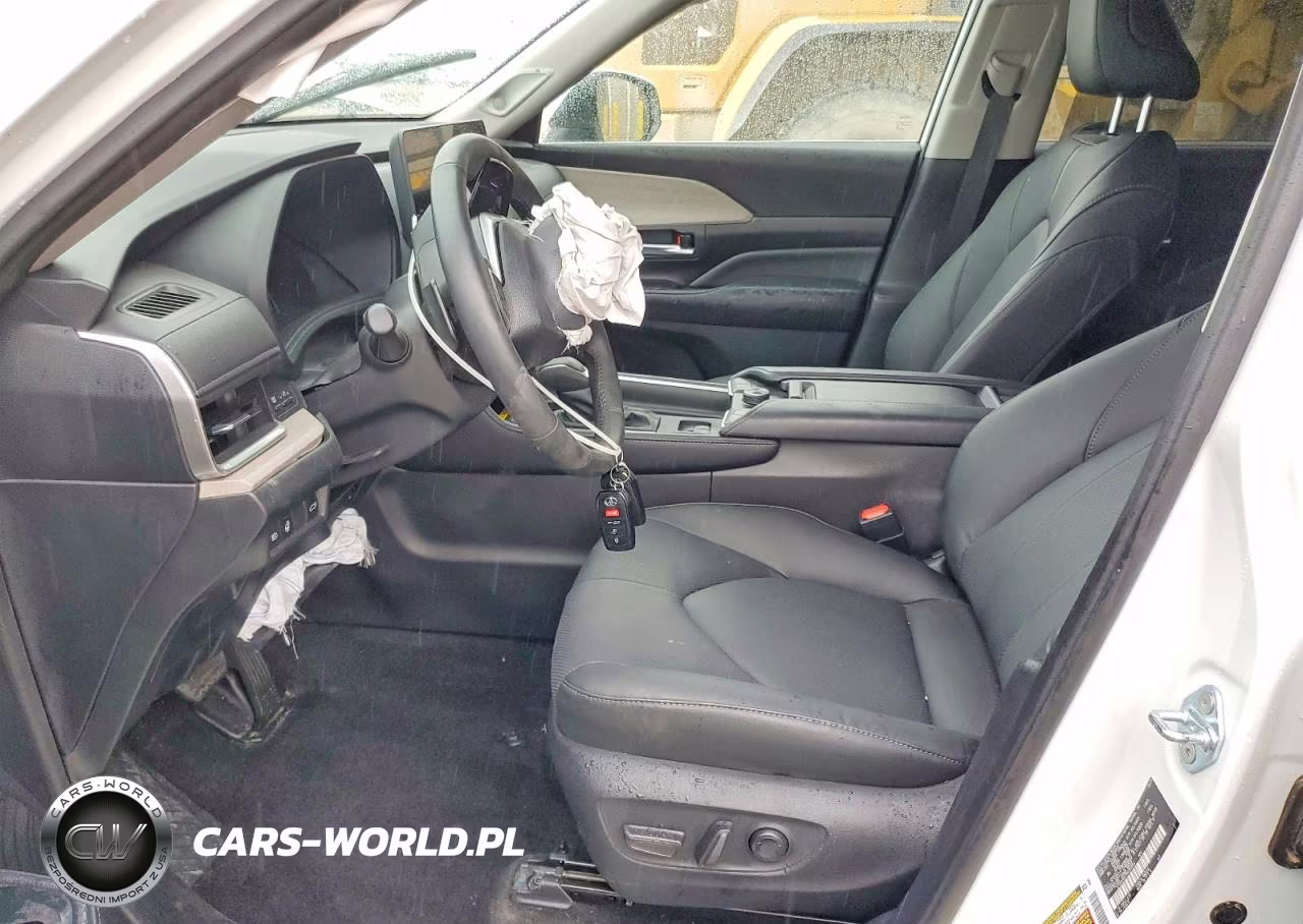 2024 Toyota Grand Highlander Platinum VIN:5TDAAAB57RS050064 - 7