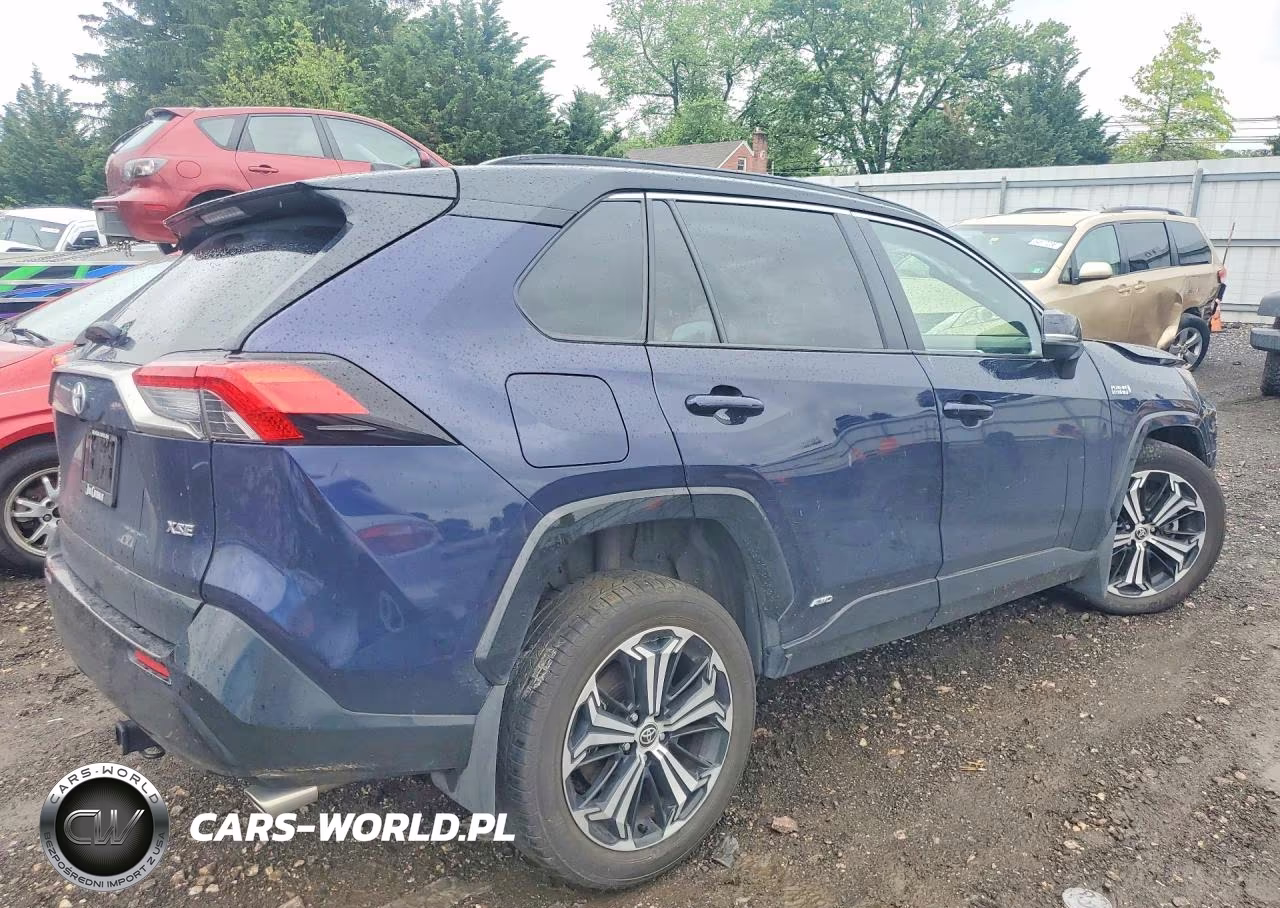 2023 Toyota Rav4 Prime Xse VIN:JTMEB3FV0PD113700 - 3