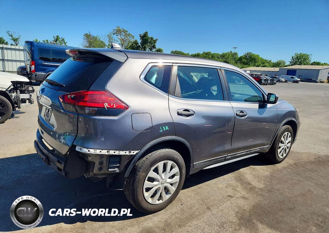 2017 Nissan Rogue S VIN:5N1AT2MV3HC818227 - 3