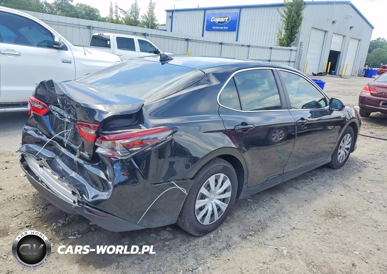 2021 Toyota Camry Le VIN:4T1C31AK2MU550109 - 3