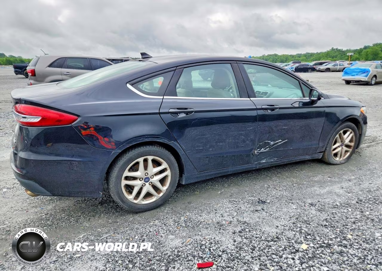 2019 Ford Fusion Se VIN:3FA6P0HDXKR215035 - 3