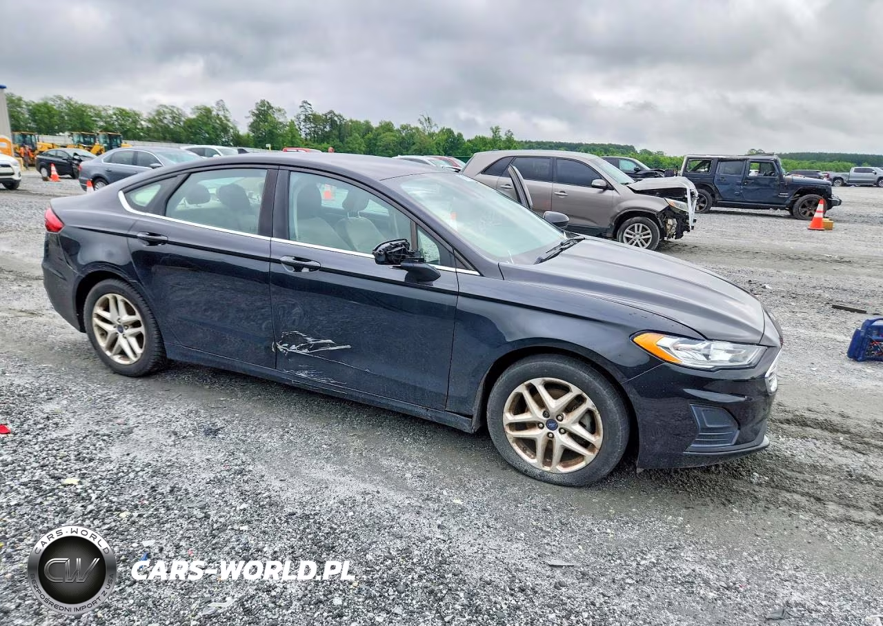 2019 Ford Fusion Se VIN:3FA6P0HDXKR215035 - 4