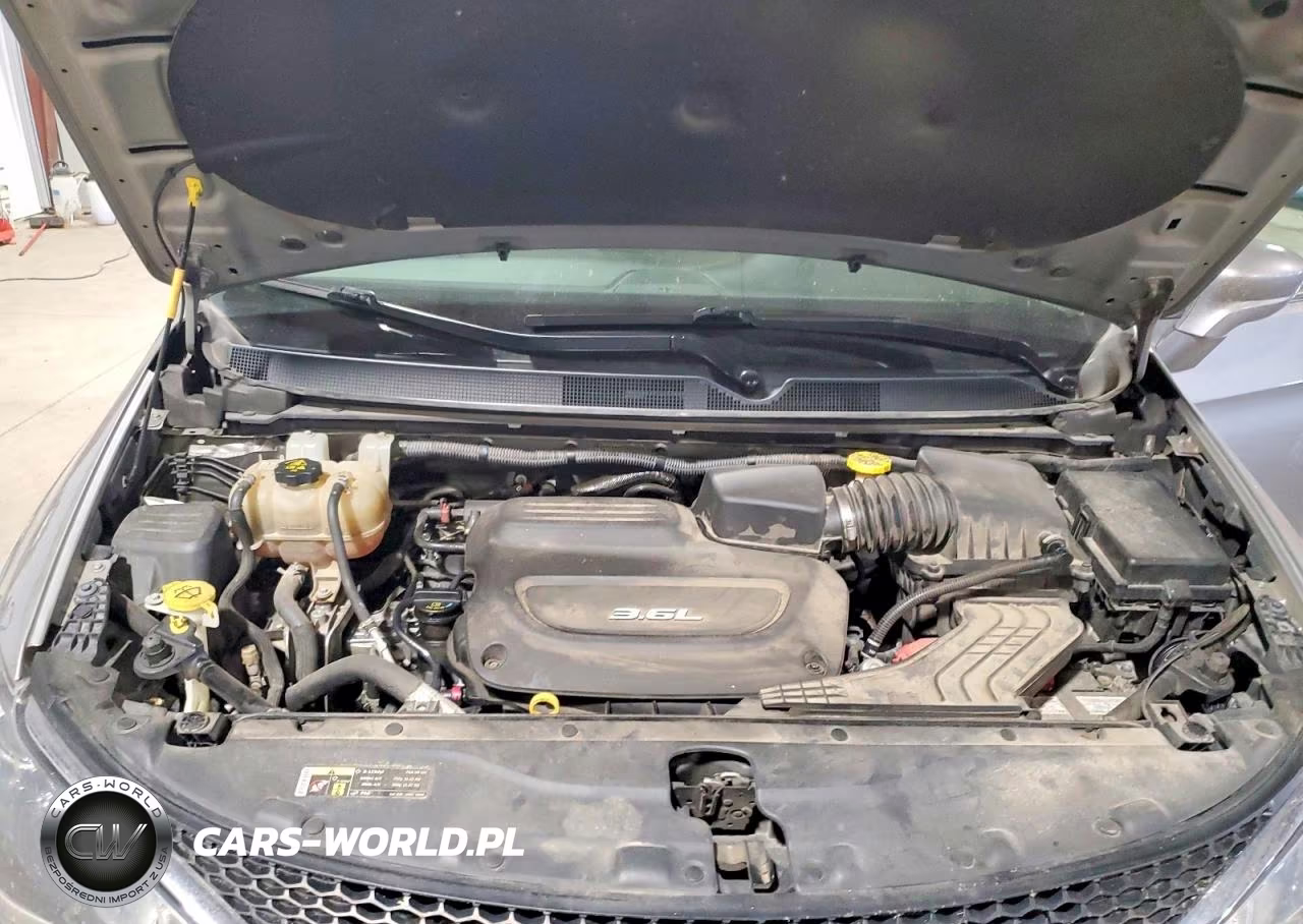 2017 Chrysler Pacifica Touring L VIN:2C4RC1BG3HR540605 - 12
