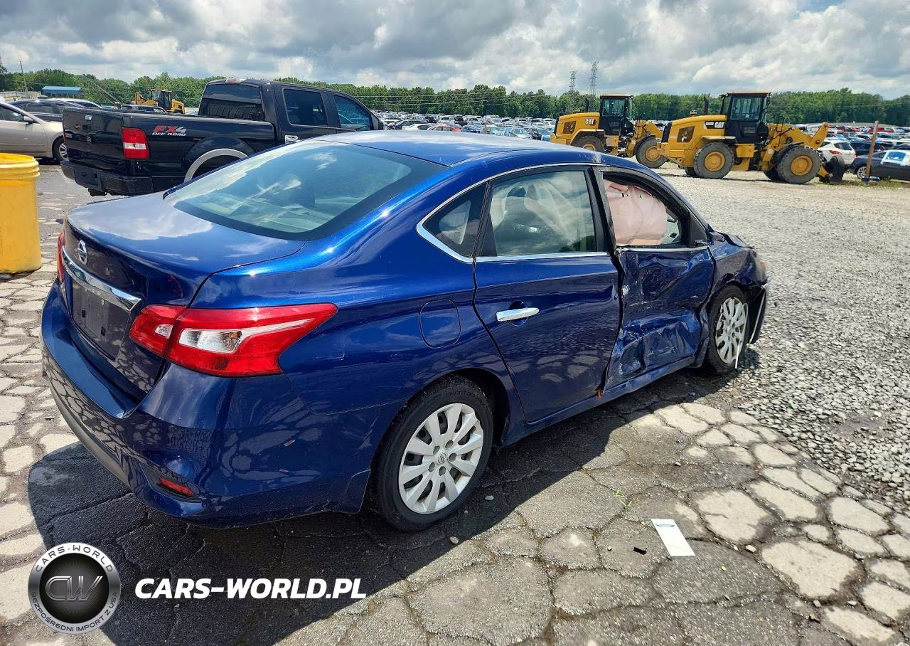2018 Nissan Sentra S VIN:3N1AB7AP0JY316270 - 3