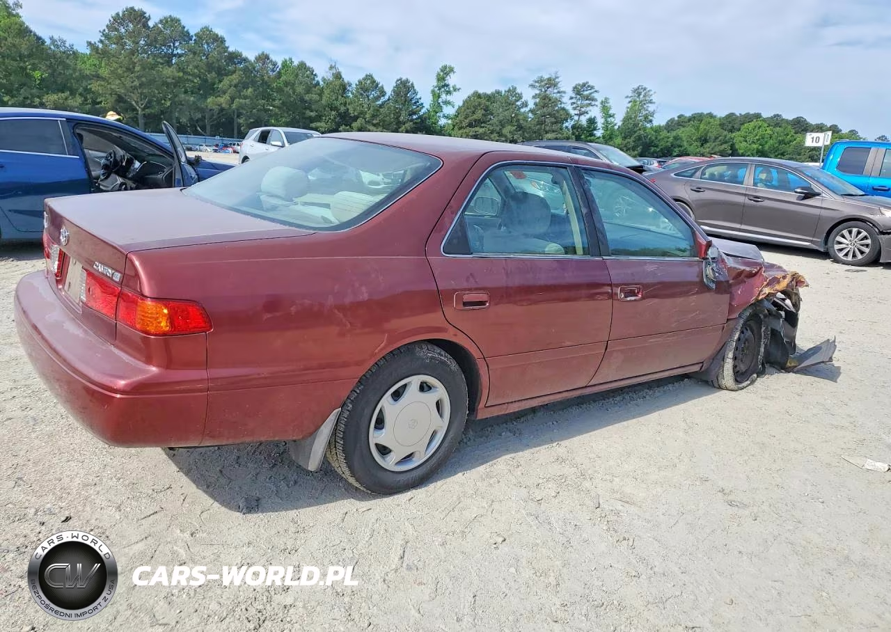2000 Toyota Camry Ce VIN:4T1BG22K6YU651888 - 3