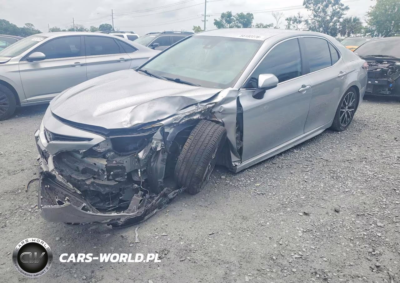2021 Toyota Camry Se – zdjęcie 1 z 12