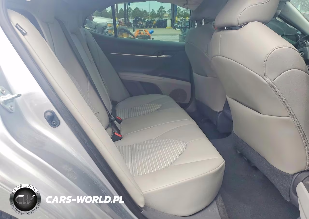2021 Toyota Camry Se VIN:4T1G11AK1MU526004 - 10