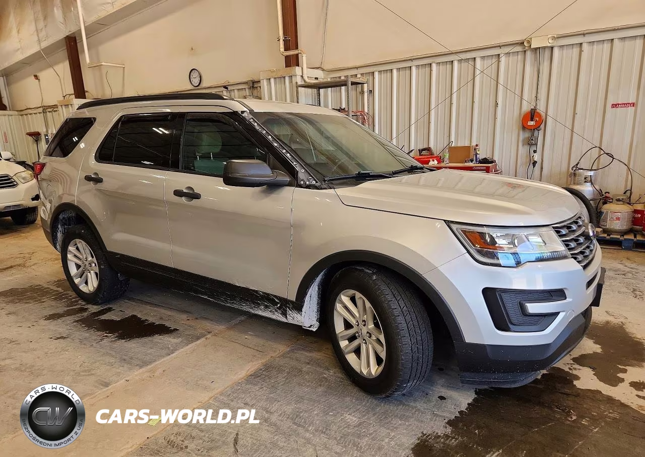 2016 Ford Explorer Base VIN:1FM5K8BH0GGC15358 - 4