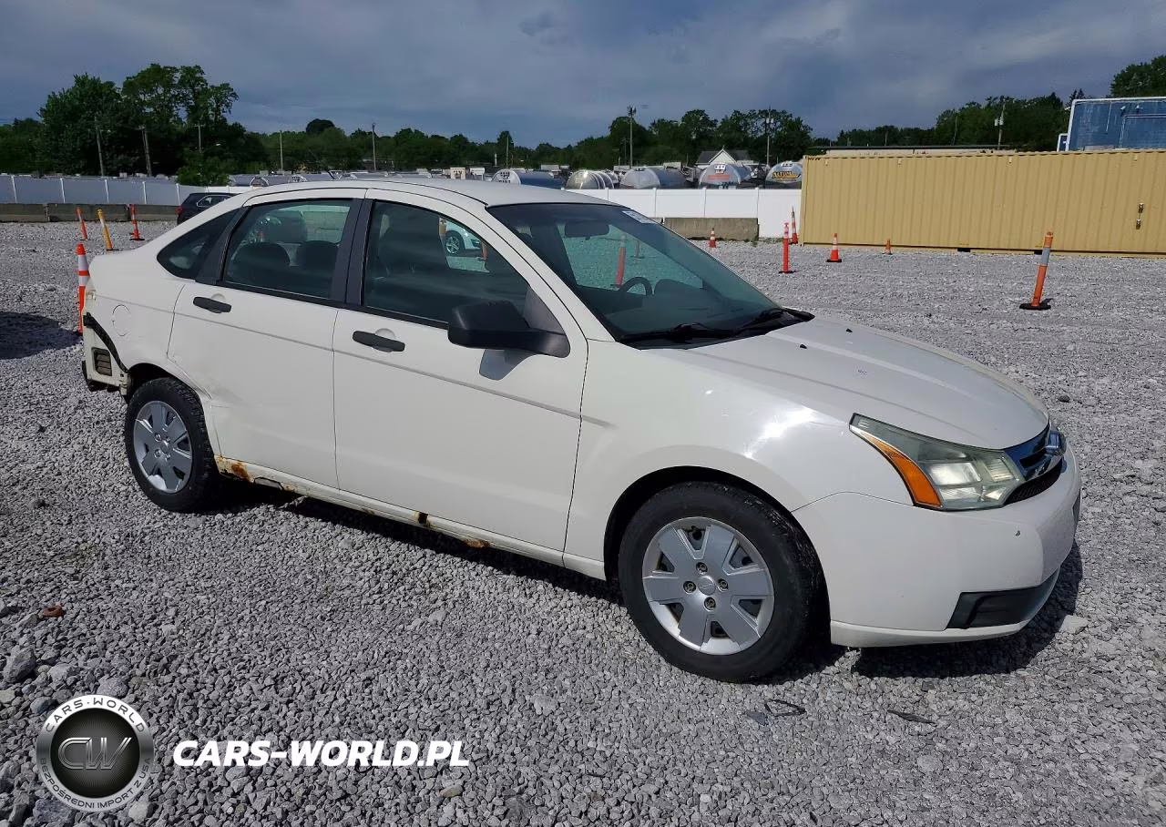 2010 Ford Focus S VIN:1FAHP3EN2AW207157 - 4