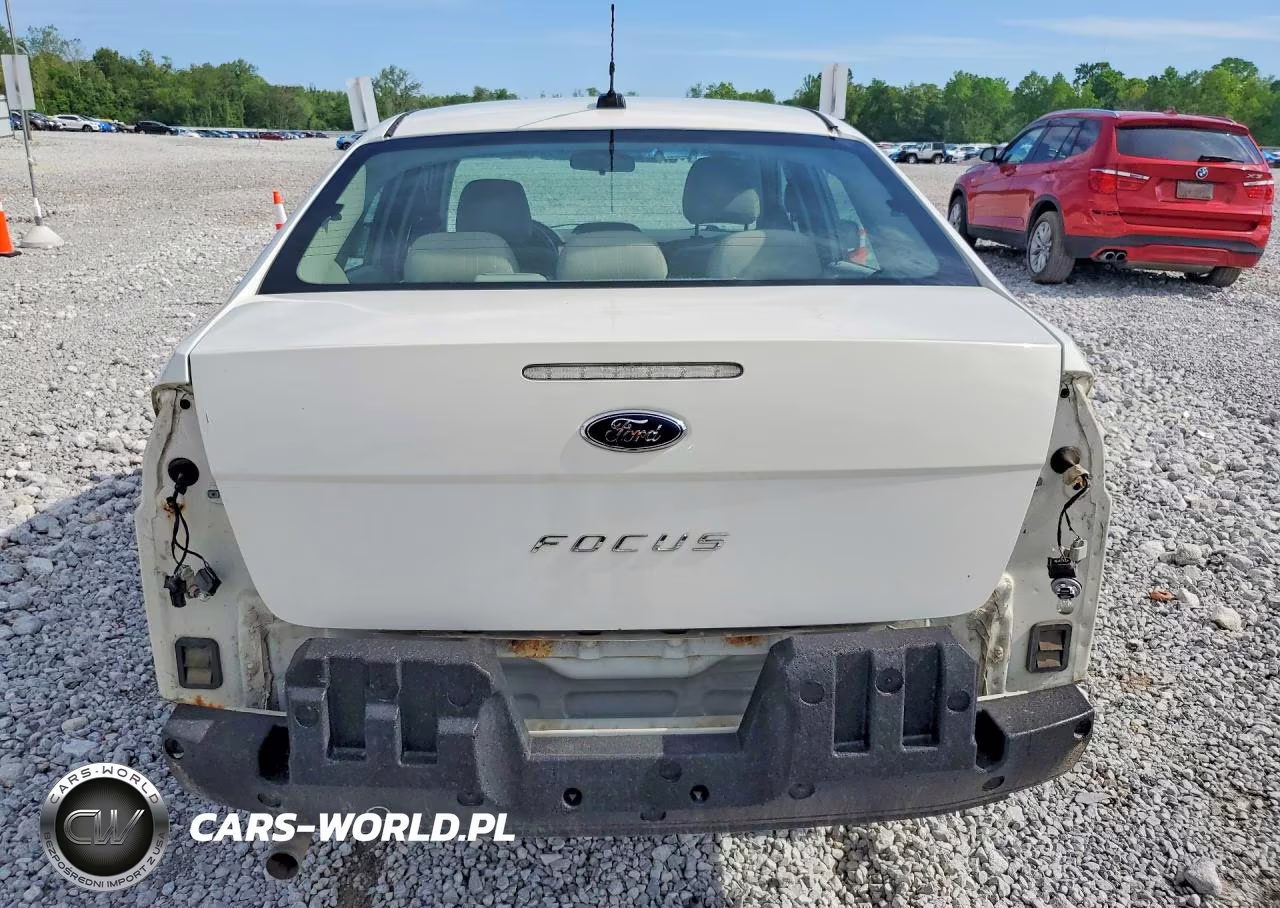 2010 Ford Focus S VIN:1FAHP3EN2AW207157 - 6