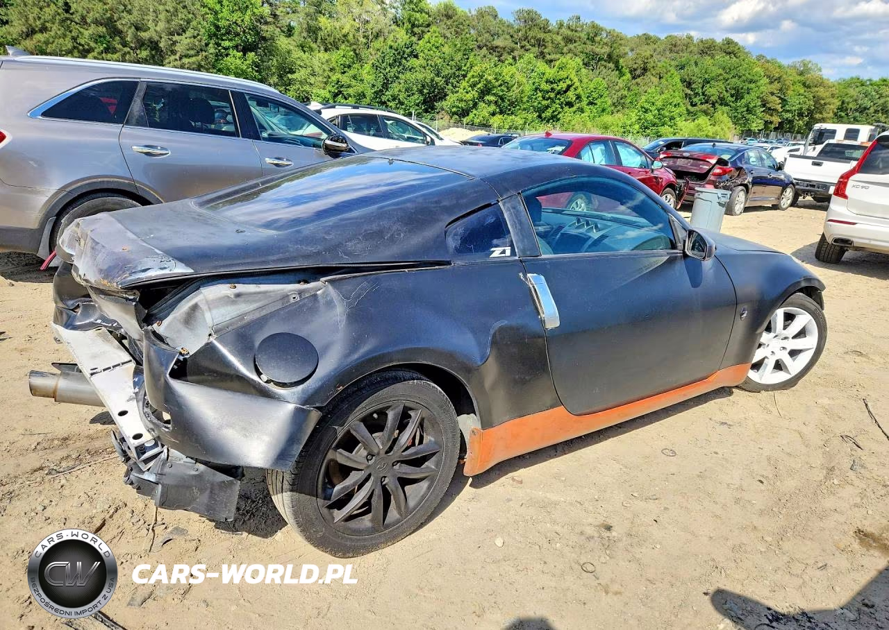 2003 Nissan 350Z Coupe VIN:JN1AZ34D23T101345 - 3