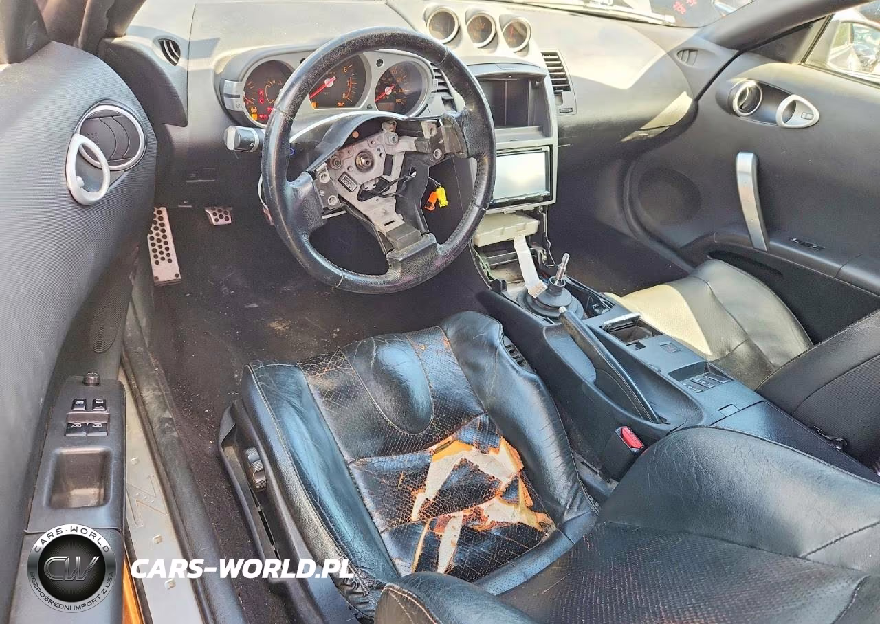 2003 Nissan 350Z Coupe VIN:JN1AZ34D23T101345 - 8