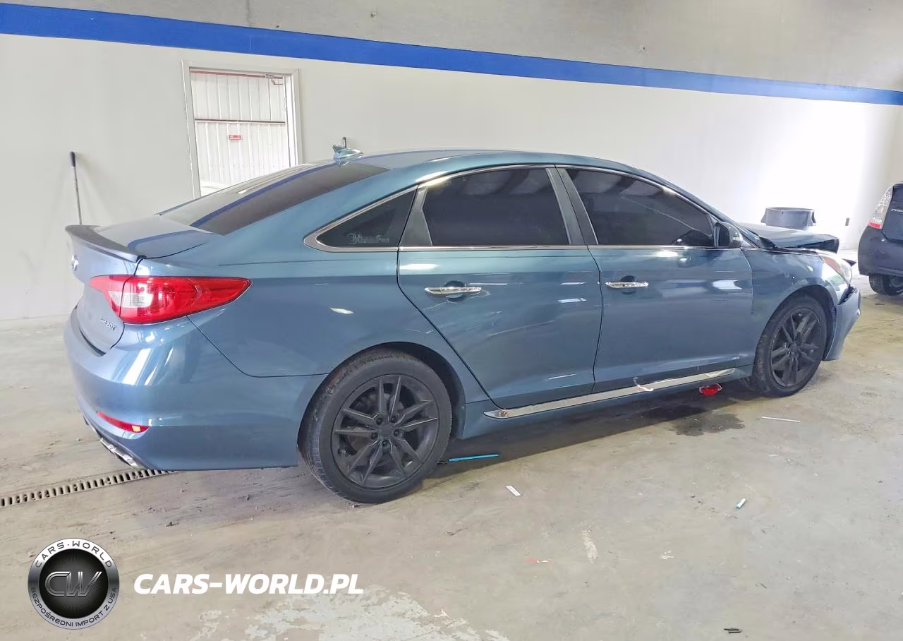 2015 Hyundai Sonata Sport 2.0T VIN:5NPE34AB1FH056156 - 3