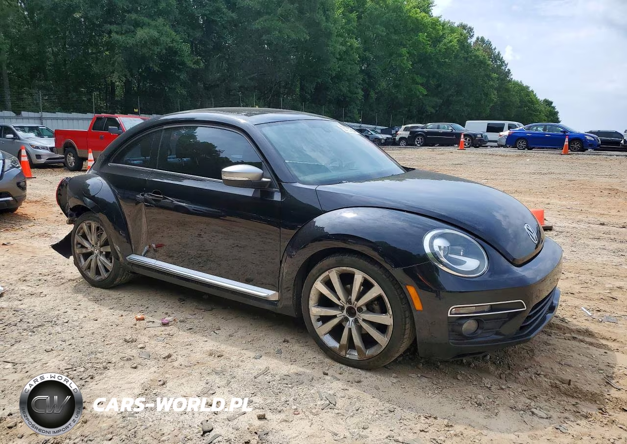 2014 Volkswagen Beetle VIN:3VWJ17AT3EM652177 - 4