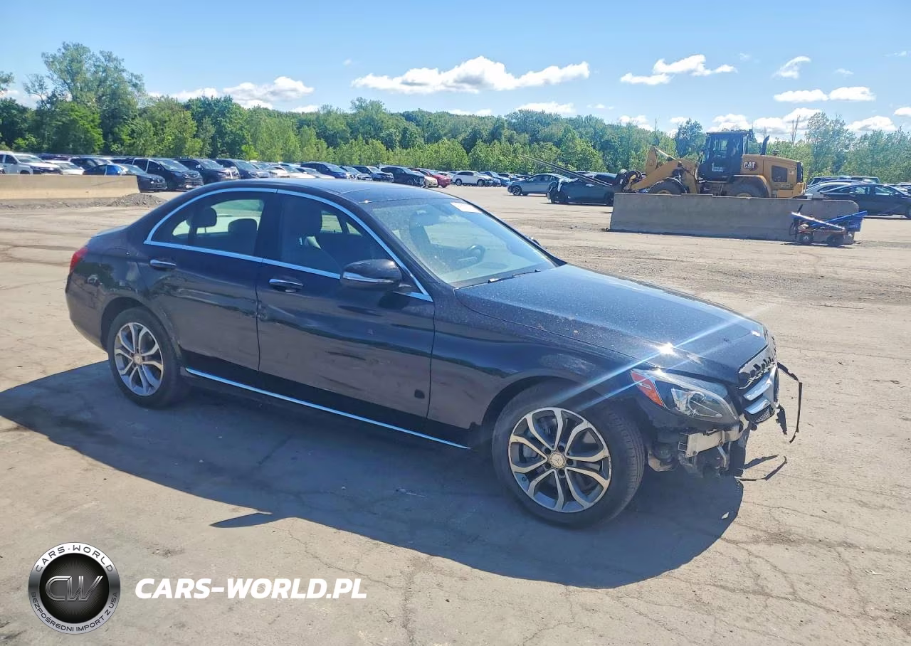 2015 Mercedes-Benz C 300 4Matic VIN:55SWF4KB0FU081461 - 4