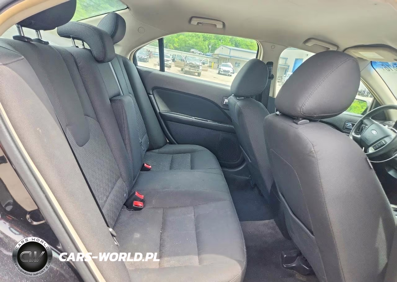 2011 Ford Fusion Se VIN:3FAHP0HA7BR200085 - 10
