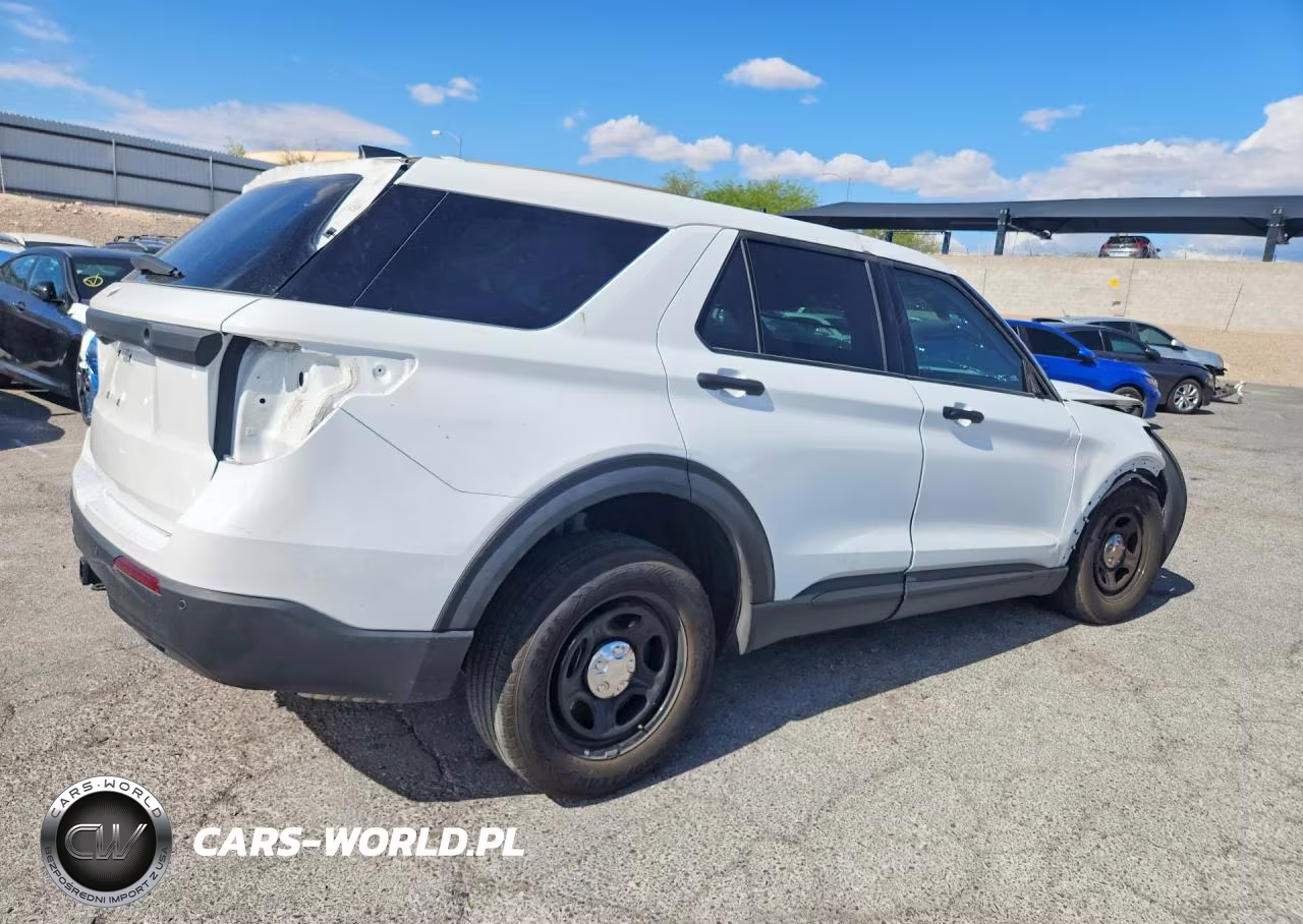 2025 Ford Explorer Police Interceptor VIN:1FM5K8AB2SGA54307 - 3