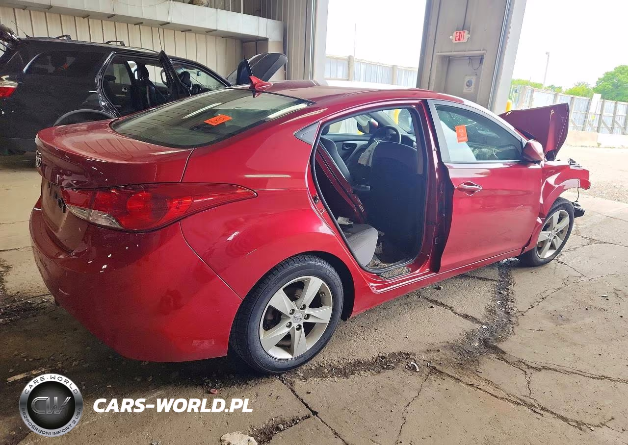 2013 Hyundai Elantra Gls VIN:KMHDH4AE5DU001649 - 3