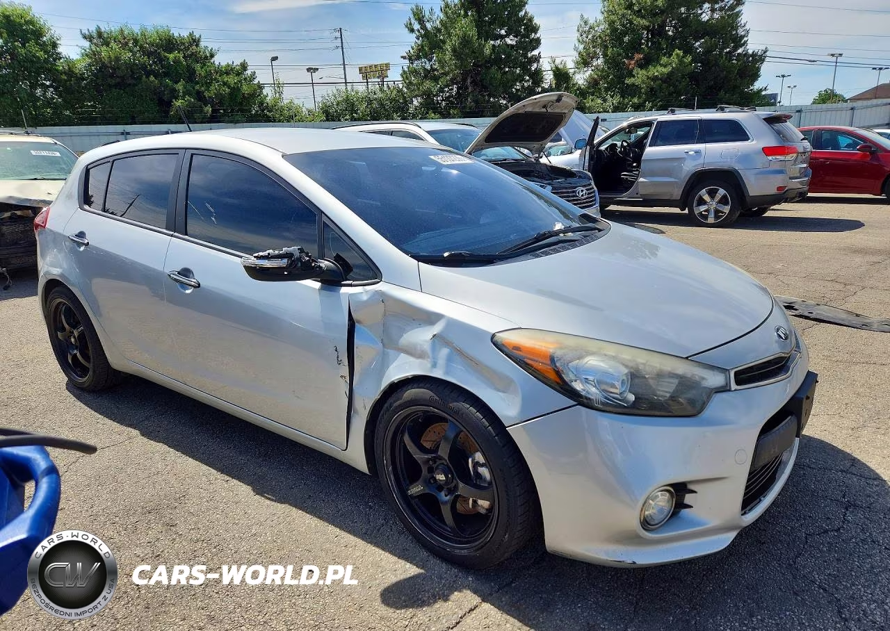 2015 Kia Forte Sx VIN:KNAFZ5A37F5406730 - 4