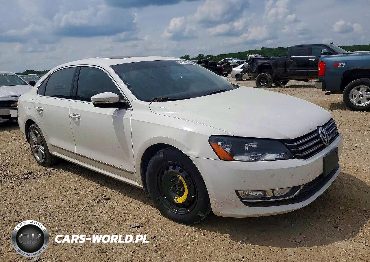 2015 Volkswagen Passat Se VIN:1VWBS7A3XFC032981 - 4