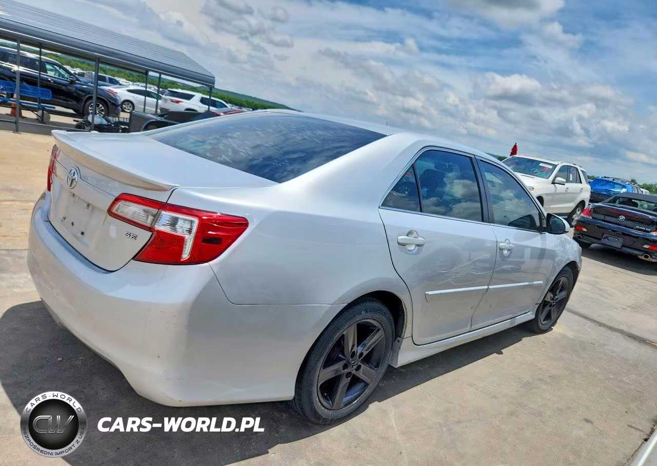 2013 Toyota Camry Se VIN:4T1BF1FK5DU251743 - 3
