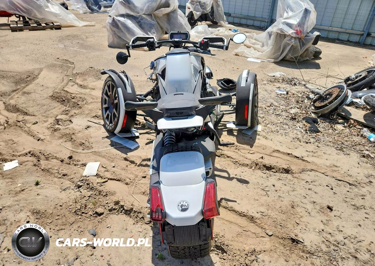 2020 Can-Am Ryker Rally Edition VIN:3JB2GEG23LJ003800 - 4