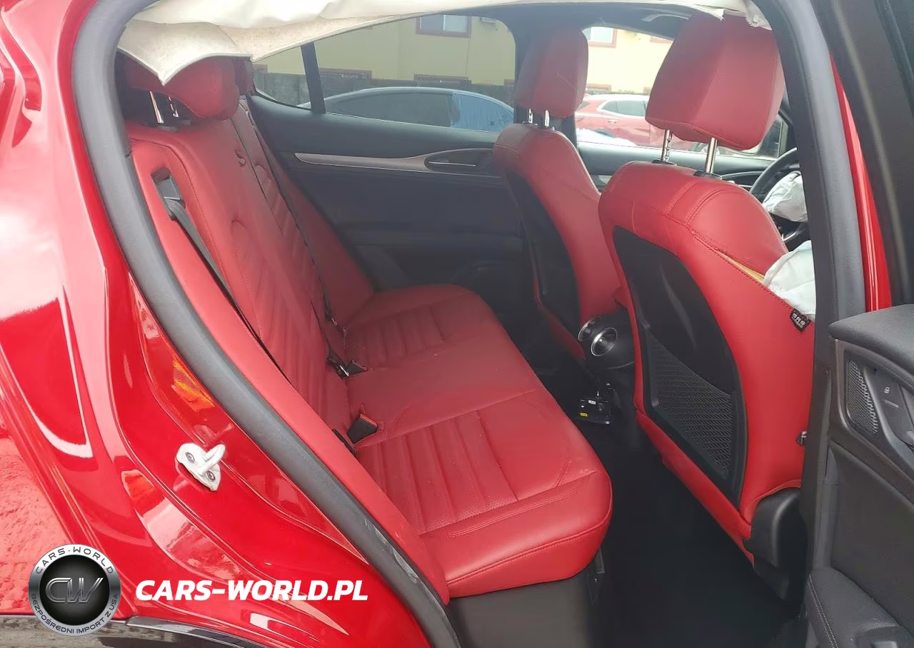 2025 Alfa Romeo Stelvio Base-Sprint-Intensa VIN:ZASPAKANXS7D95498 - 10