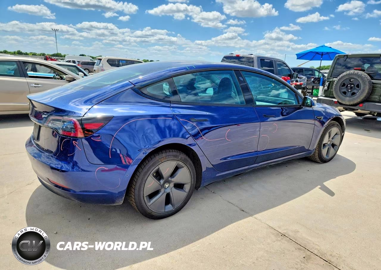 2022 Tesla Model 3 VIN:5YJ3E1EAXNF186659 - 3
