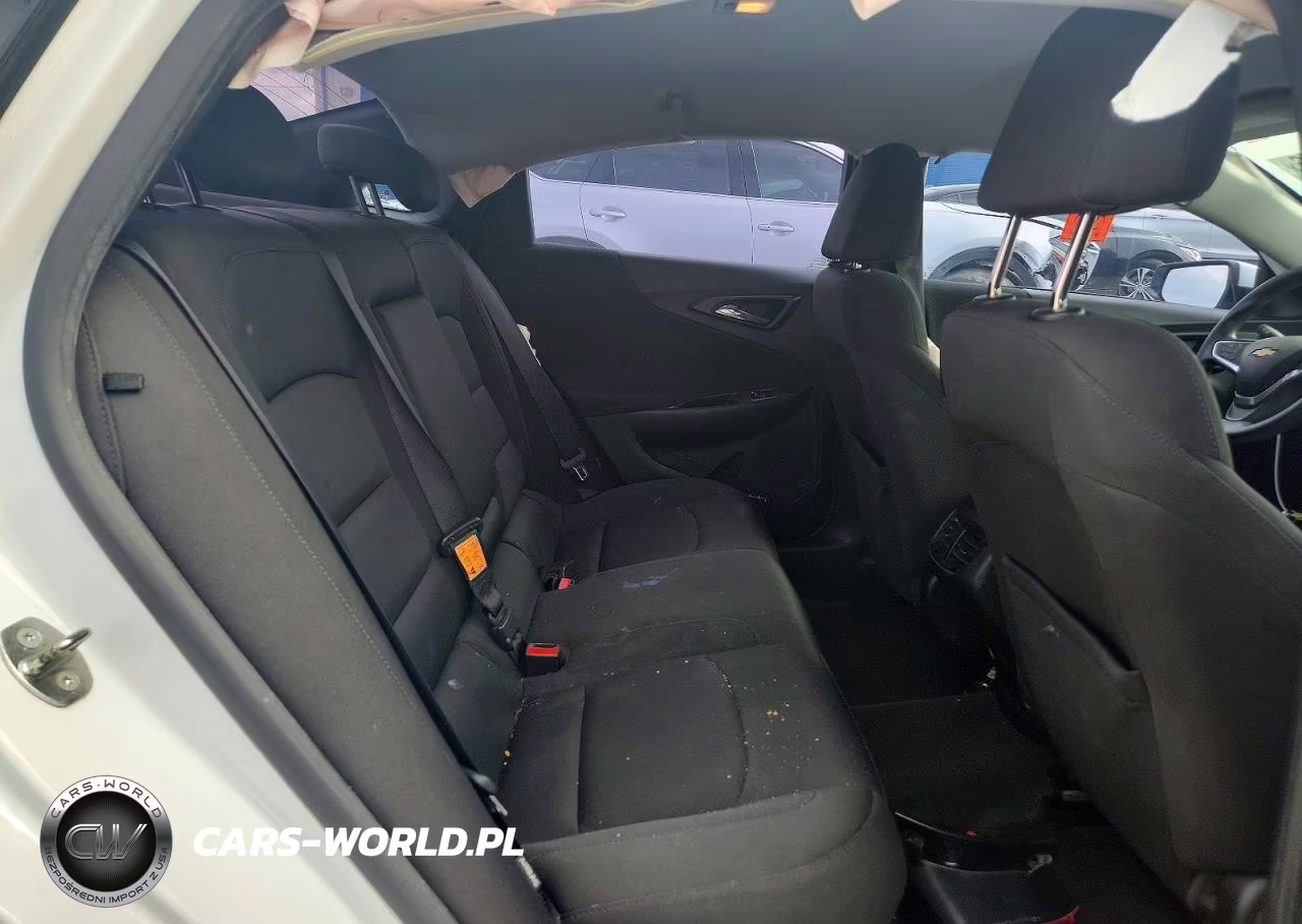 2018 Chevrolet Malibu Lt VIN:1G1ZD5ST4JF138325 - 10