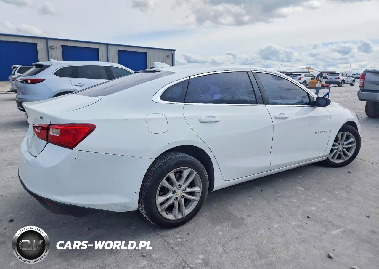2018 Chevrolet Malibu Lt VIN:1G1ZD5ST4JF138325 - 3