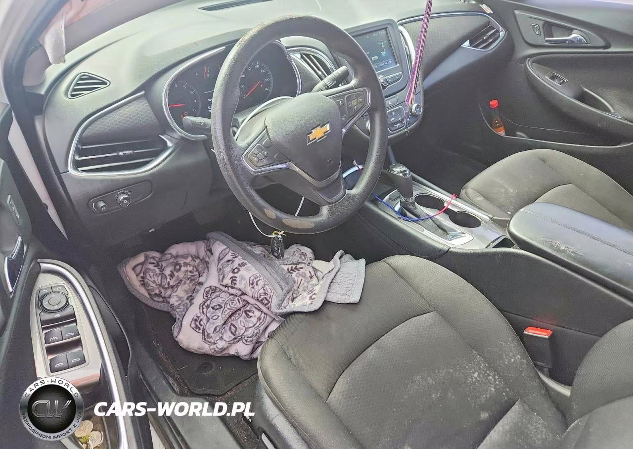 2018 Chevrolet Malibu Lt VIN:1G1ZD5ST4JF138325 - 8