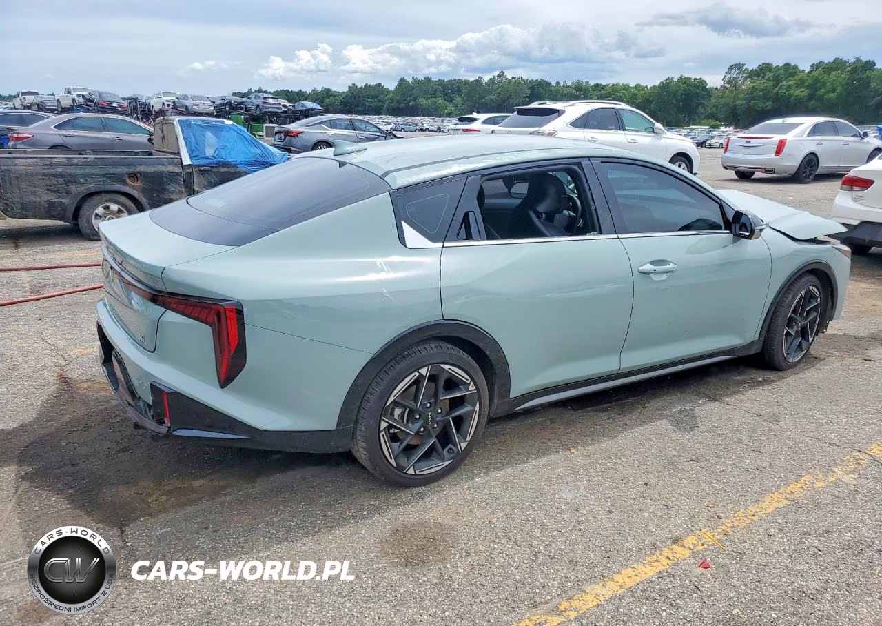 2025 Kia K4 Gt Line VIN:3KPFW4DE3SE212715 - 3