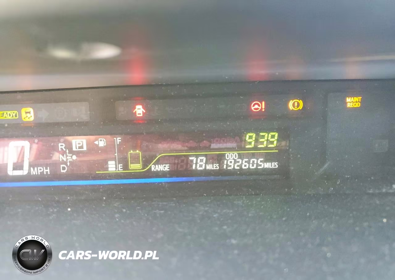 2012 Toyota Prius V Five VIN:JTDZN3EU7C3103800 - 9
