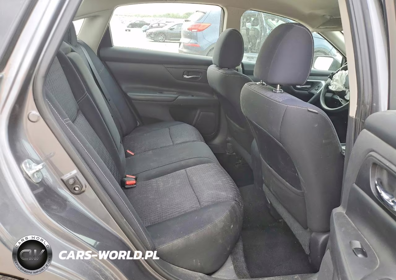 2017 Nissan Altima 2.5 VIN:1N4AL3AP7HN332689 - 10