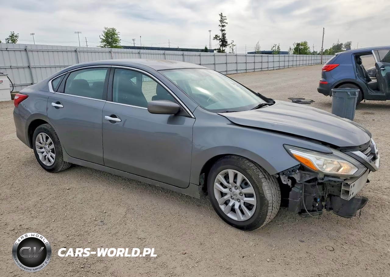 2017 Nissan Altima 2.5 VIN:1N4AL3AP7HN332689 - 4
