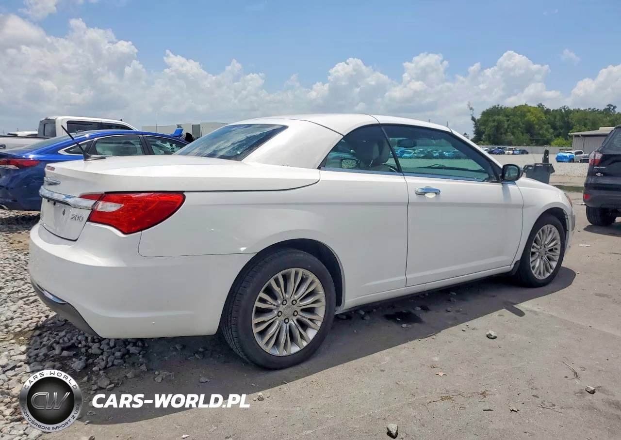 2011 Chrysler 200 Limited VIN:1C3BC7EG6BN554720 - 3