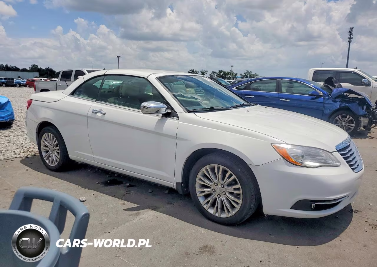 2011 Chrysler 200 Limited VIN:1C3BC7EG6BN554720 - 4