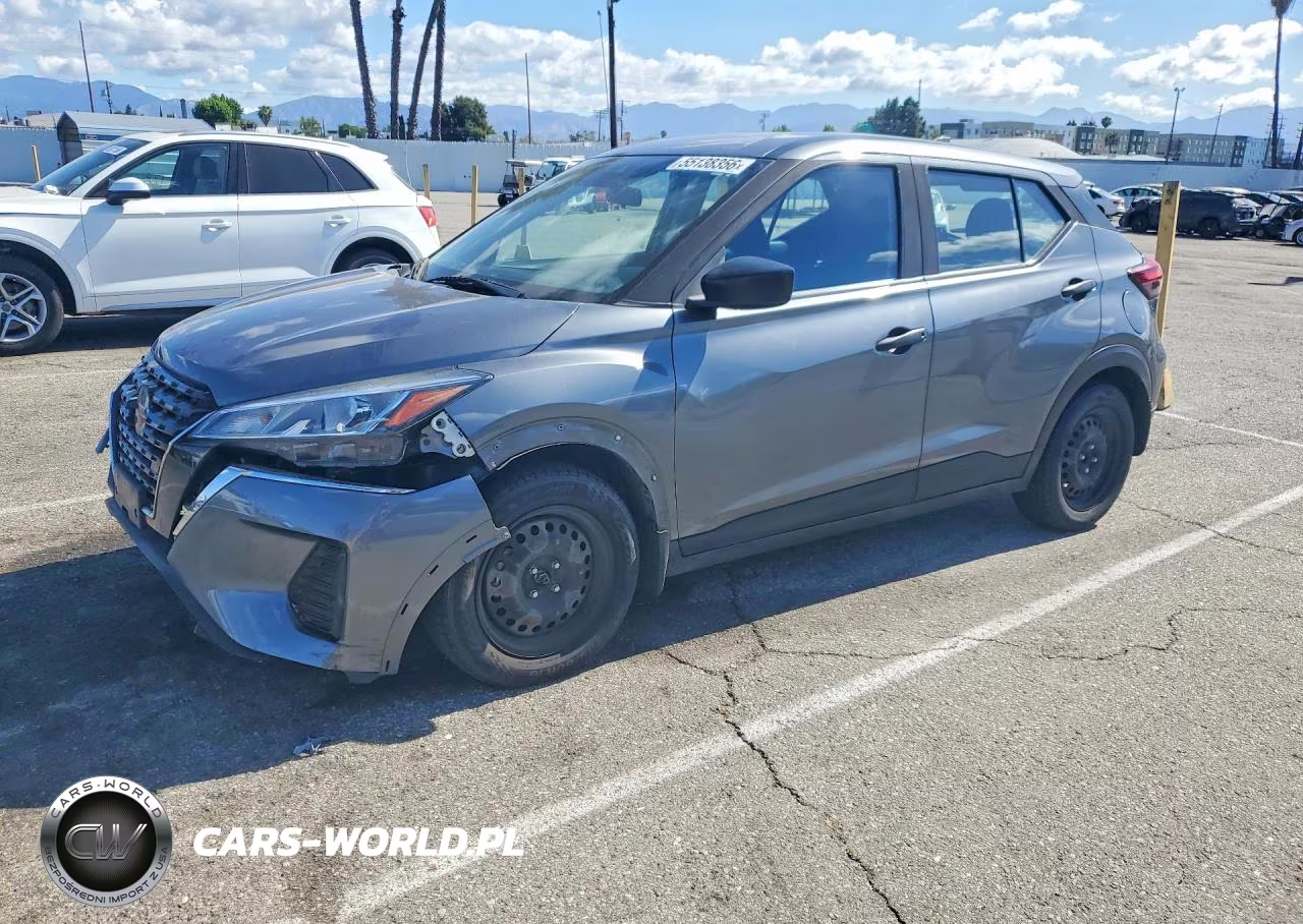 2021 Nissan Kicks S